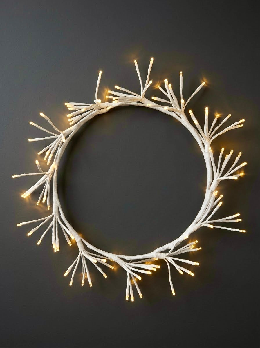 Light-Up White Twig Christmas Wreath