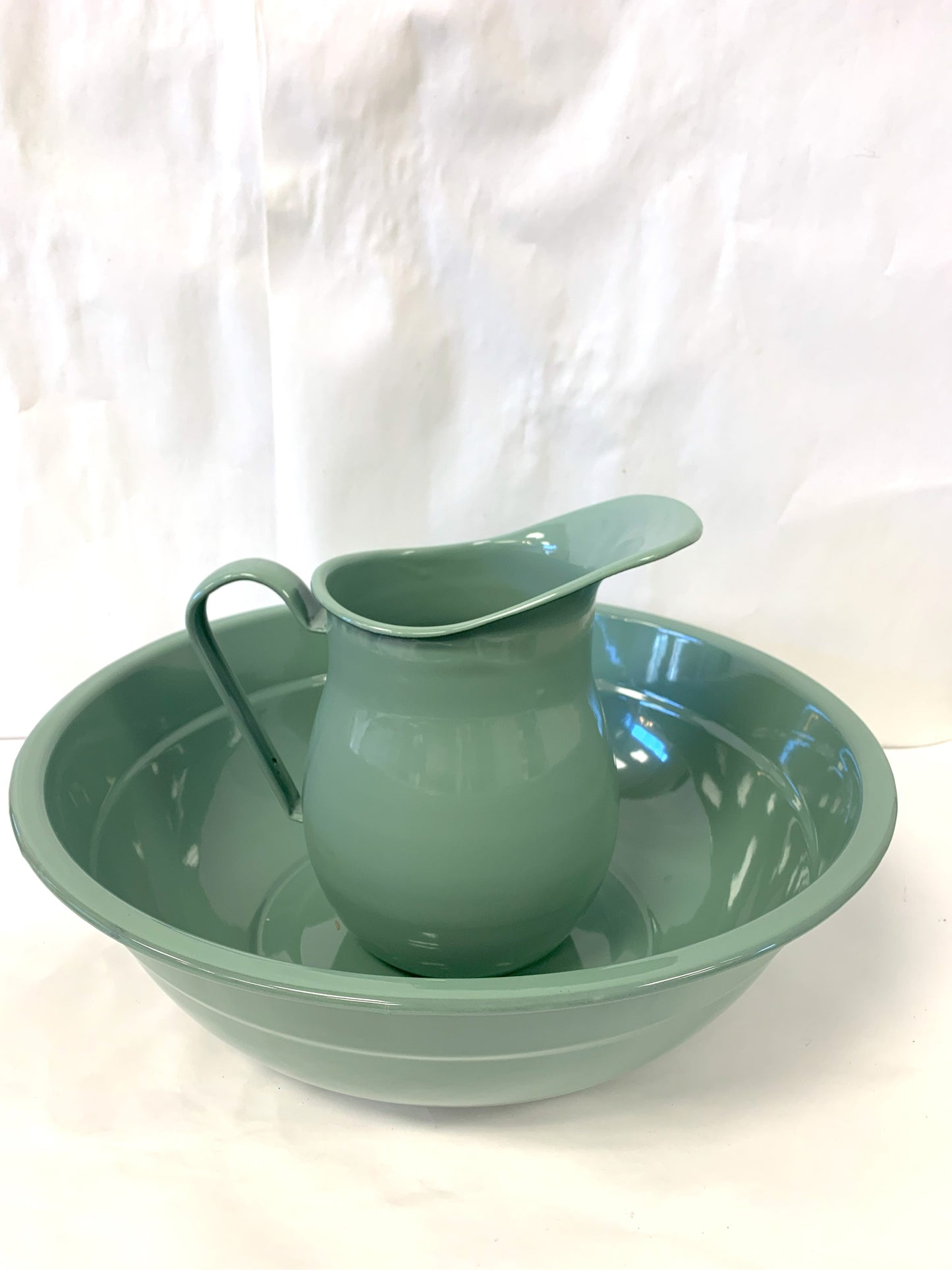 Sage Jug and Basin Set