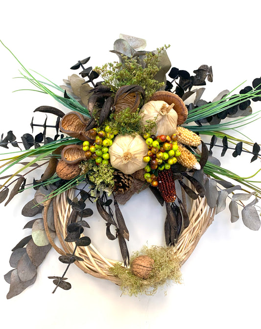 Country Wreath with Artificial Garlic