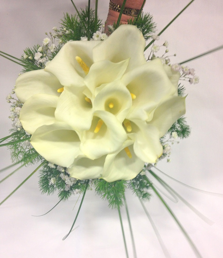 Hand-tied Callas with grass, Wedding, Bride, Bridesmaid, Wedding celebration, Wedding flowers