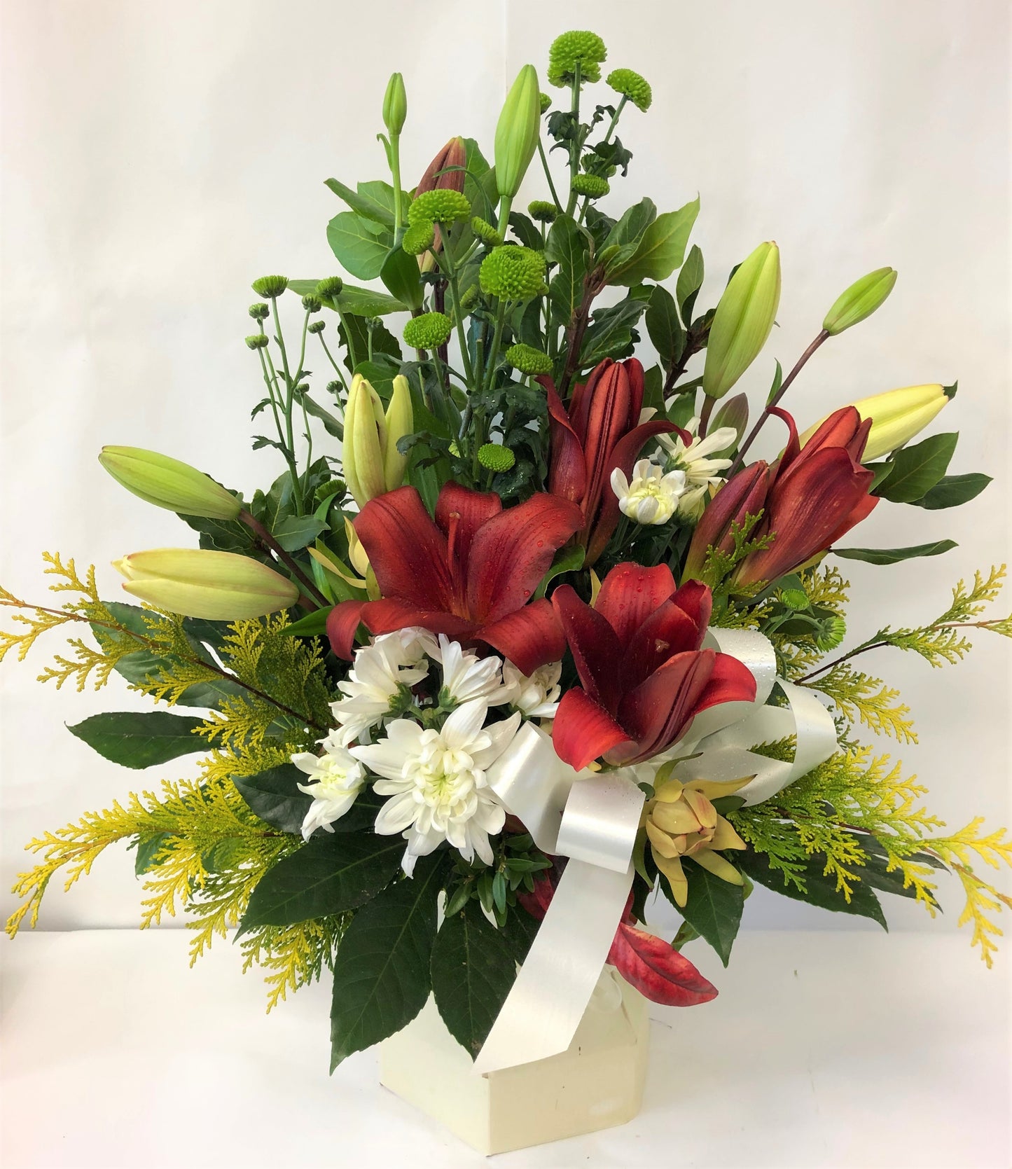 Water box, Hospital flowers, Get well, Birthday, Anniversary, flowers, lillies