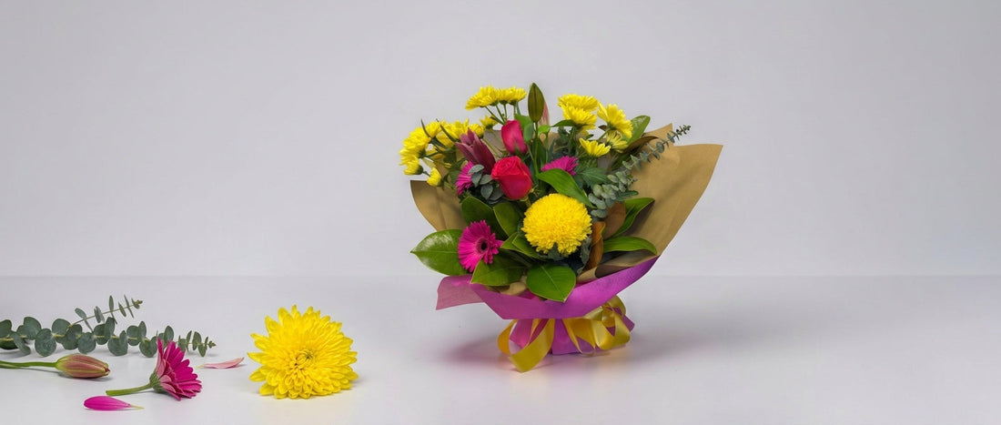 Spring Flowers in Hamilton: What’s in Bloom and What to Send?