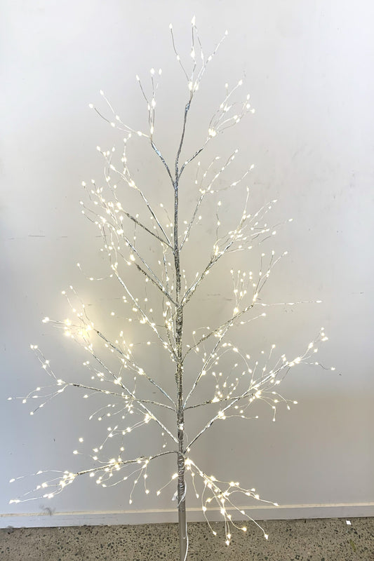 Light Up Christmas Tree