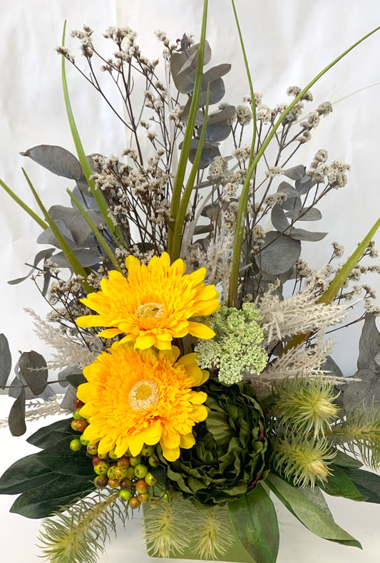 Yellow and Green Dried Arrangement with Gum